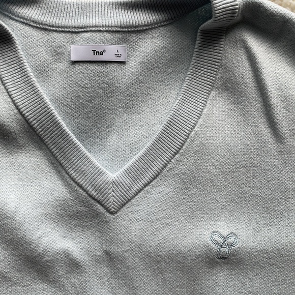 [BRAND NEW] Aritzia TNA Moore Vest - Picture 2 of 4